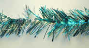 festivetinsel0637.jpg (521277 bytes)