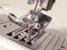 sewingmachine3531.jpg (473972 bytes)